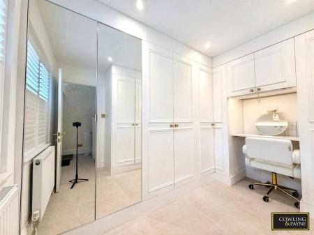 DRESSING ROOM