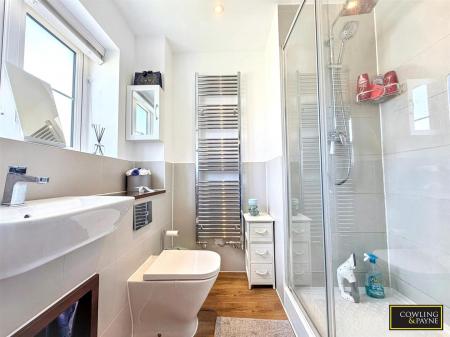 EN-SUITE 2