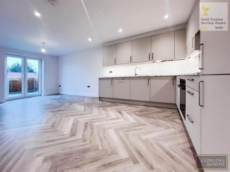 OPEN PLANNED KITCHEN/LIVING ROOM