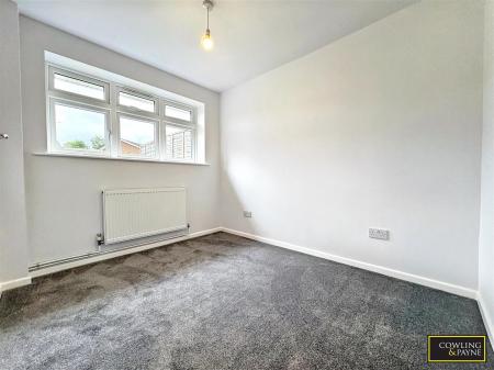 BEDROOM 2