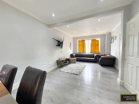 Living/Dining Room