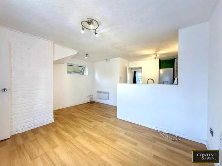 KITCHEN/LOUNGE/DINER