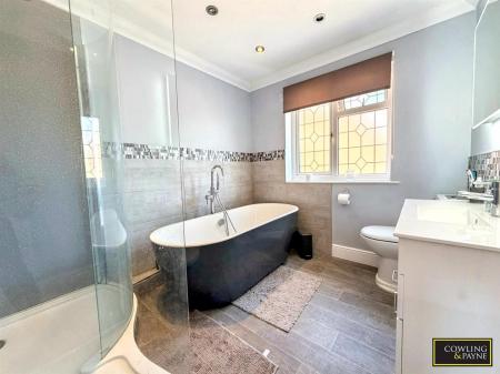 4 PIECE BATHROOM