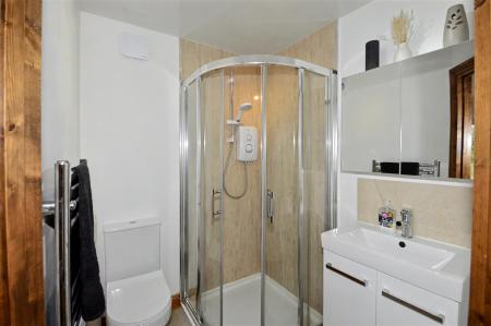 Bedroom 1 Ensuite