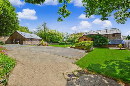 The Linhay & Lodge