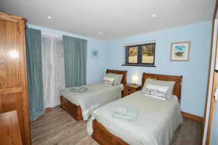 The Lodge Bedroom 2