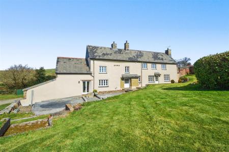 Buskin Farmhouse