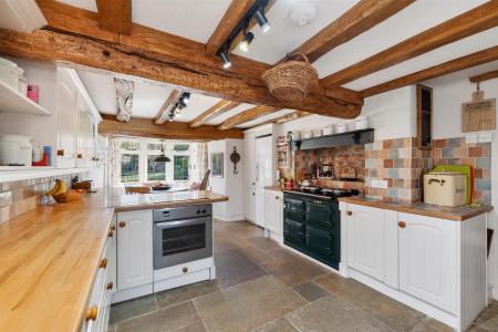 Kitchen / Breakfast Room