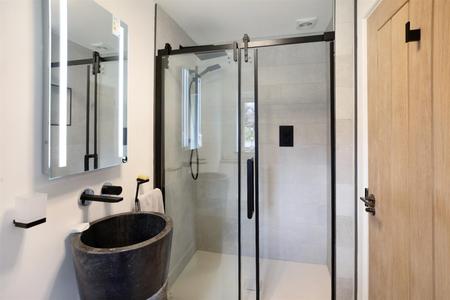 Bedroom 2 Ensuite