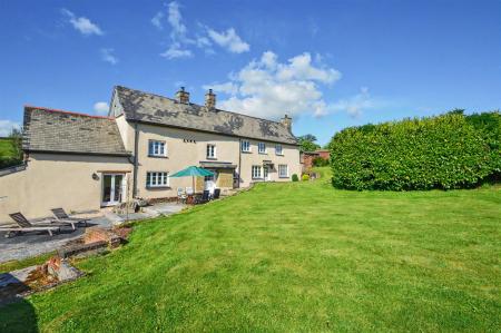 Buskin Farmhouse