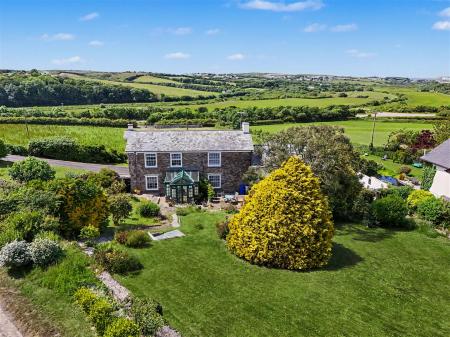Hele Farmhouse