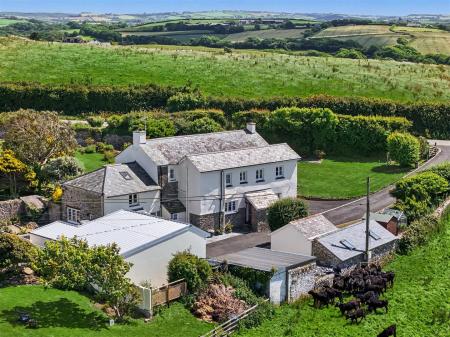 Hele Farmhouse