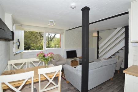 Heron Sitting area