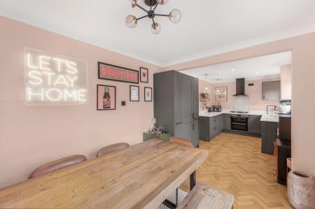 Kitchen/Dining Room,