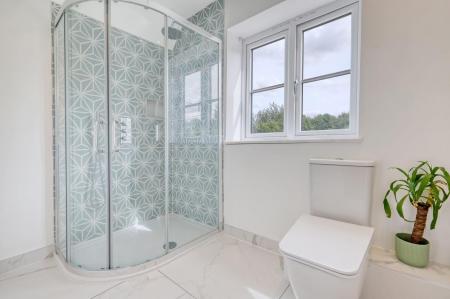 Jack & Jill En-Suite