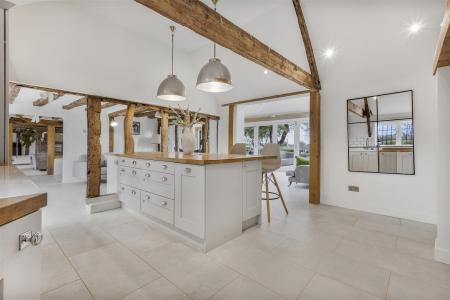 Kitchen/Breakfast Room