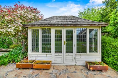 Office/Summer House