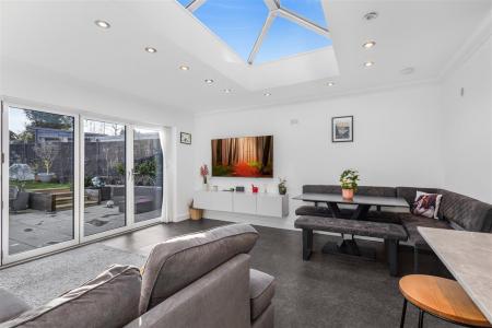 Living/Dining Room