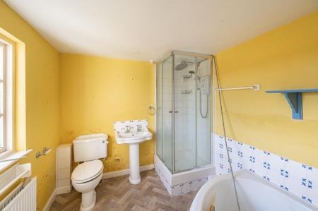 Ground Floor Bathroom