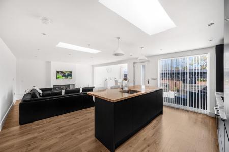 Kitchen/Lounge/Dining Room