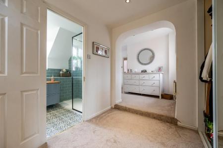 Dressing Room & En-Suite