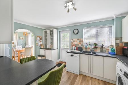 Kitchen/Breakfast Room