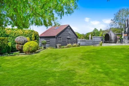 Detached Barn