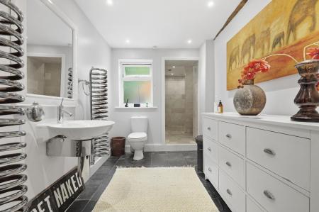 Ground Floor Bathroom