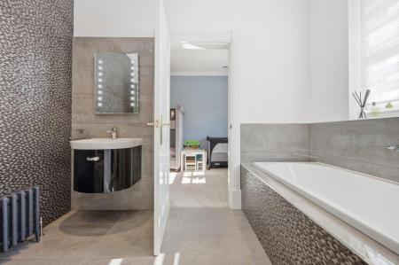 Jack & Jill Bathroom