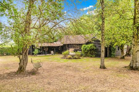 Barn