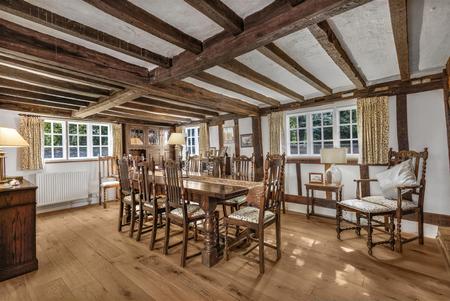 Sitting Area/Dining Room