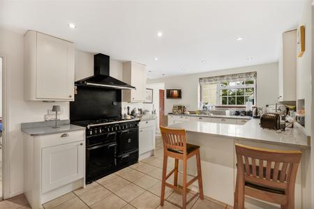 Kitchen / Breakfast Room