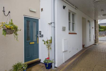 Photo 18