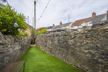 Photo 29