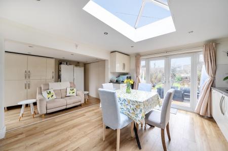 1408213-24-69861e...