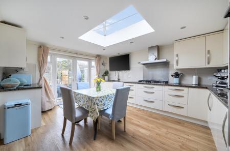 1408213-23-69861e...