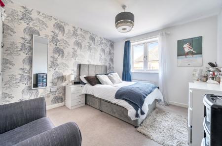 1410926-11-698f5d...