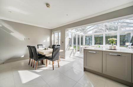 1421851-35-69a99c...