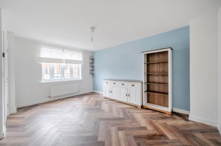 1430699-23-69b812...