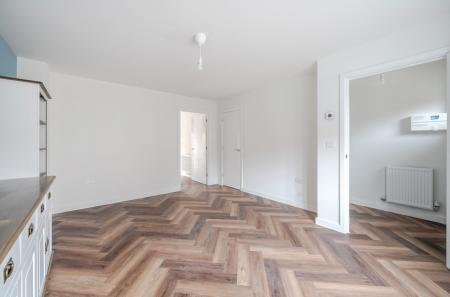 1430699-24-69b812...