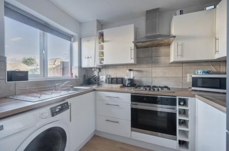 1425990-25-69baaf...