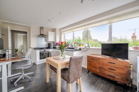 1405367-13-698079...