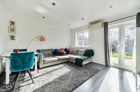 1418396-14-699ee2...