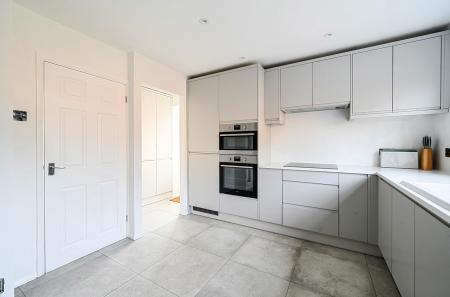 1417445-17-69a6cb...