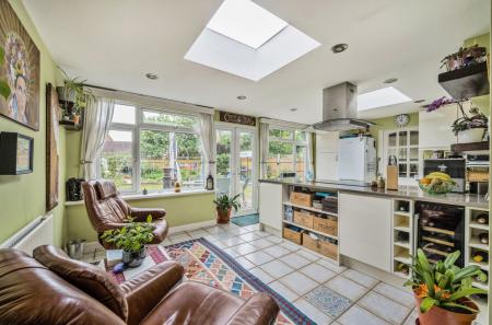 1290011-17-6825b3...