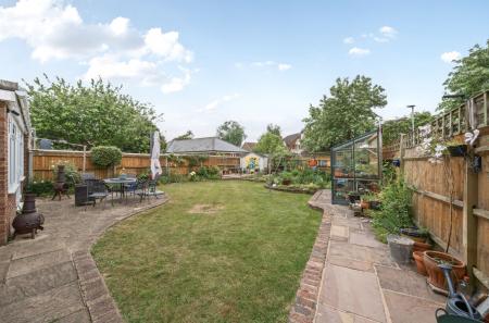 1290011-7-6825b35...