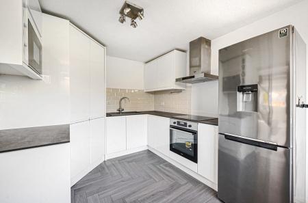 1335129-9-689a3e7...