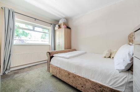 1333607-10-6899ca...