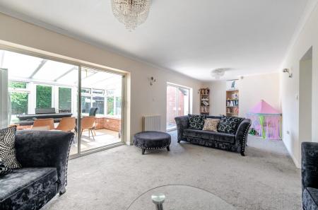 1333607-18-6899cb...