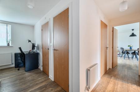 1349062-7-68ca77b...